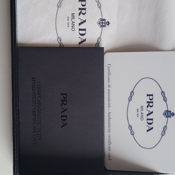 SOLD! Prada Saffiano Envelope Wallet Excellent Condition Black - Picture 2 of 8